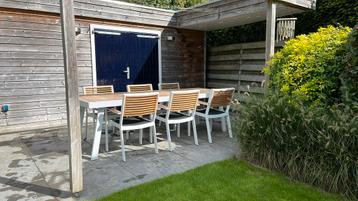 Moderne Higold York diningset wit aluminium/ teakhout beschikbaar voor biedingen