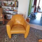 leolux carabas. Maten:80br, 77h, 88diep, zith42 cm. Okergeel, Huis en Inrichting, Ophalen, Gebruikt, 50 tot 75 cm, Leer