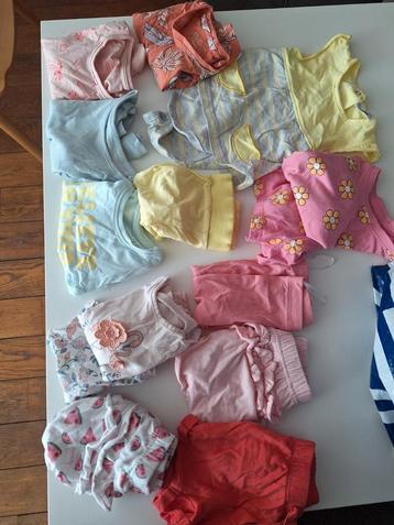 Maat 62/68 meisjes zomerkleding beschikbaar voor biedingen