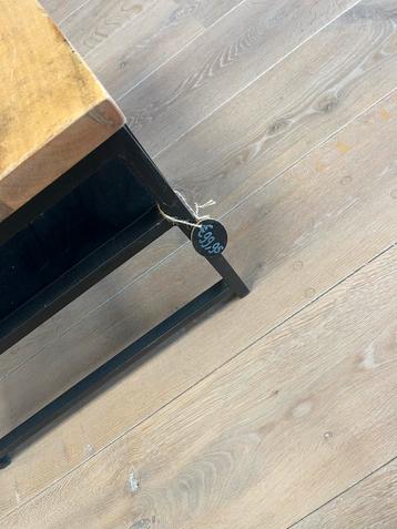 Mooi Opzettafeltje - Zo Goed Als Nieuw! beschikbaar voor biedingen