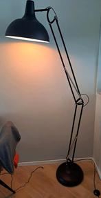 Knikarm vloerlamp industriele lamp zwart antraciet, Huis en Inrichting, Lampen | Vloerlampen, Ophalen, Zo goed als nieuw, Metaal