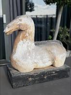 Oud terracotta Han paard beeld, Tuin en Terras, Ophalen of Verzenden, Steen