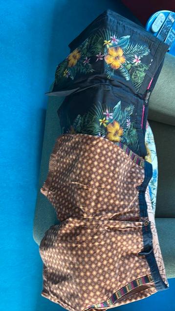 Korte broeken Scotch & Soda (maat 31) beschikbaar voor biedingen