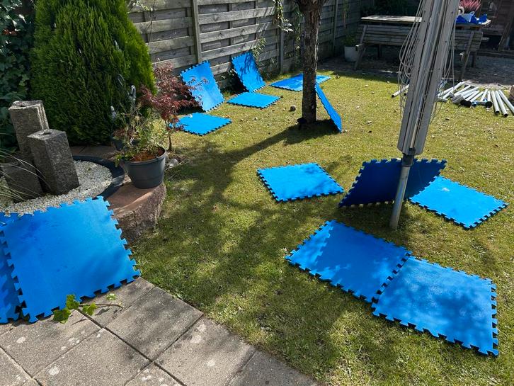 Intex vloertegels 50x50x1 blauw 24 stuks, Tuin en Terras, Zwembad-toebehoren, Gebruikt, Overige typen, Ophalen of Verzenden