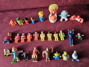 Partijtje poppetjes. Poppetje beschikbaar voor biedingen