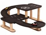 Plan Toys Race ’n Play Parking Garage, Ophalen of Verzenden, Gebruikt, Overige typen