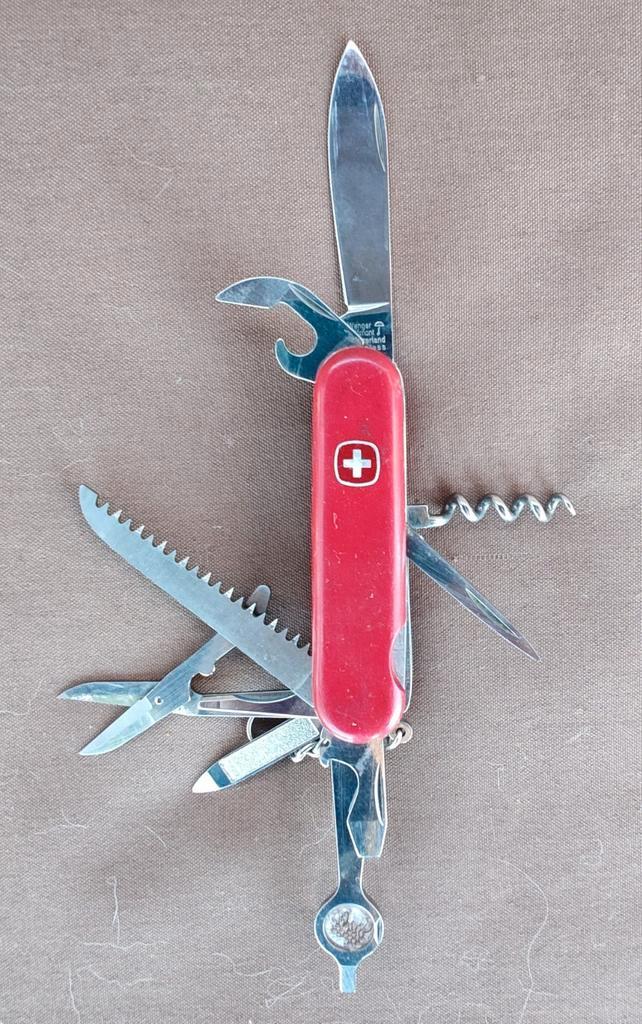 Zakmes Wenger major/ classic 23, Caravans en Kamperen, Kampeergereedschap, Zo goed als nieuw, Ophalen of Verzenden