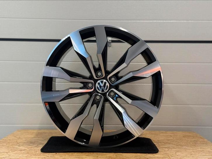 Nieuw Setje 19” Volkswagen Suzuka Tiguan T-Roc R-Line Velgen, Auto-onderdelen, Banden en Velgen, Velg(en), All Season, 20 inch