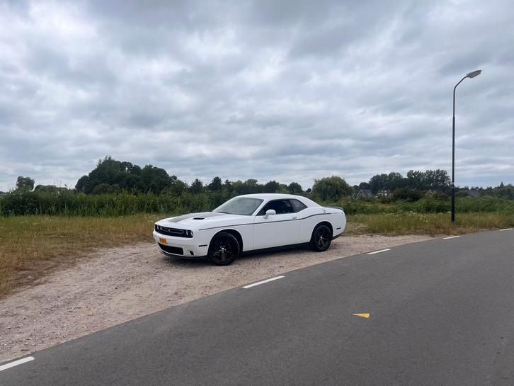 2016 Dodge Challenger SXT, Auto's, Dodge, Particulier, Challenger, ABS, Achteruitrijcamera, Airconditioning, Alarm, Bluetooth