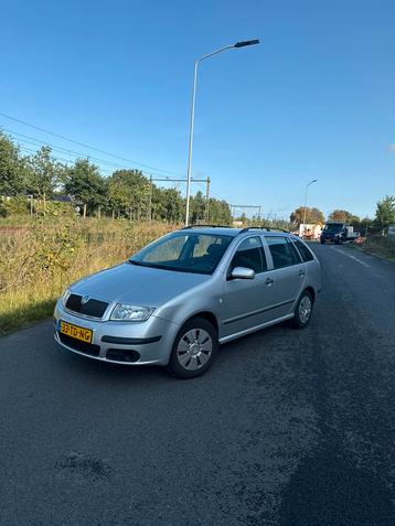 Skoda Fabia 1.4 Combi 55KW 2006 Grijs beschikbaar voor biedingen