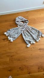 Sjaal, van Moment By Moment, Kleding | Dames, Mutsen, Sjaals en Handschoenen, Ophalen of Verzenden, Zo goed als nieuw, Maat 46/48 (XL) of groter