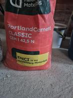 Zak met Zand en grind mix en zak met cement, Doe-het-zelf en Verbouw, Metselstenen, Ophalen, Overige typen