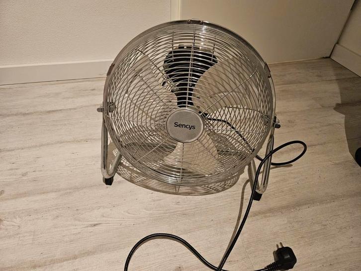 Sencys Vloerventilator - Krachtige Koeling, Witgoed en Apparatuur, Ventilatoren, Zo goed als nieuw, Vloerventilator, Ophalen of Verzenden