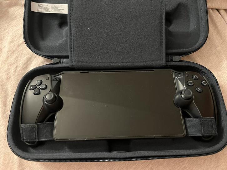 PlayStation Portal Nieuw + Accessoires!, Spelcomputers en Games, Games | Sony PlayStation Portable, Zo goed als nieuw, Ophalen