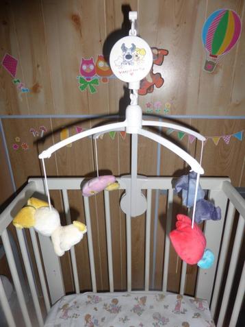 T.K Baby Muziekmobiel. beschikbaar voor biedingen
