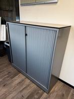 Grijze Roldeurkast met Slot, Huis en Inrichting, Kasten | Roldeurkasten en Archiefkasten, Gebruikt, 100 tot 150 cm, Meerdere deuren