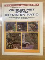 Werken met steen in tuin en patio, Ophalen of Verzenden, Zo goed als nieuw, Tuinontwerpen