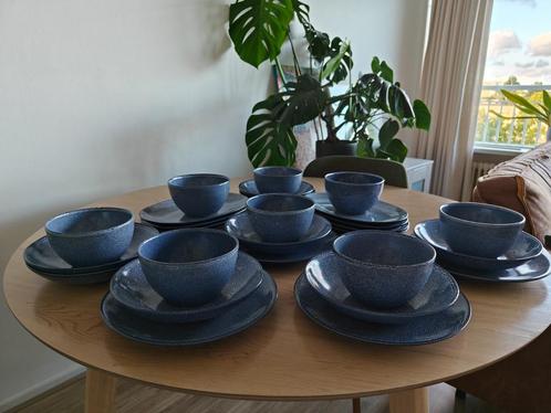 28-delig Porto reactief glazuur serviesset, Huis en Inrichting, Keuken | Servies, Zo goed als nieuw, Bord(en), Overige stijlen