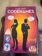 Codenames Familiespel - Zo goed als nieuw!, Vijf spelers of meer, Ophalen of Verzenden, Zo goed als nieuw