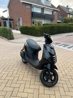 zip 2 takt 70cc, Fietsen en Brommers, Scooters | Piaggio, Ophalen, Tweetakt, Zip, Zo goed als nieuw