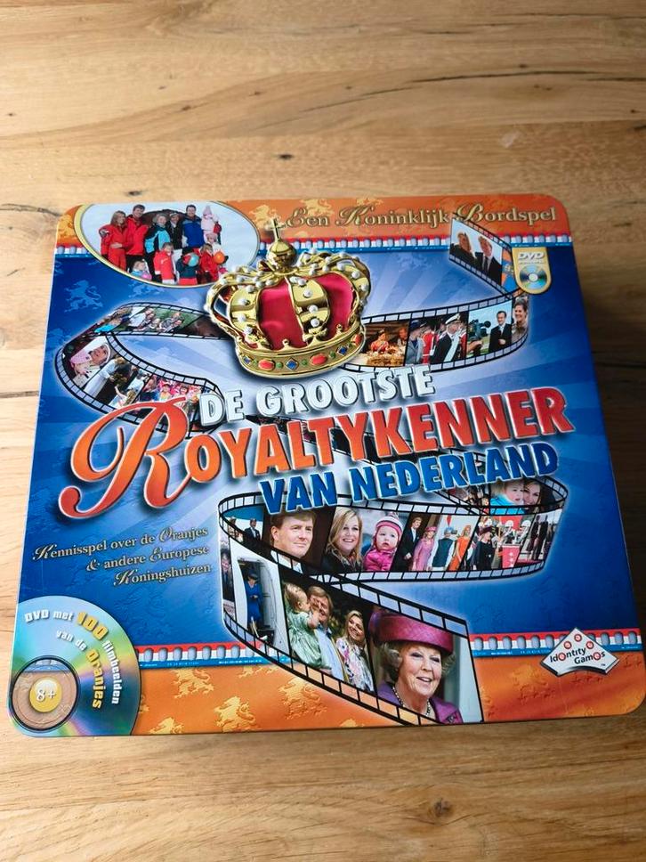 Royaltykenner van Nederland - Spel met DVD, Hobby en Vrije tijd, Gezelschapsspellen | Bordspellen, Gebruikt, Ophalen