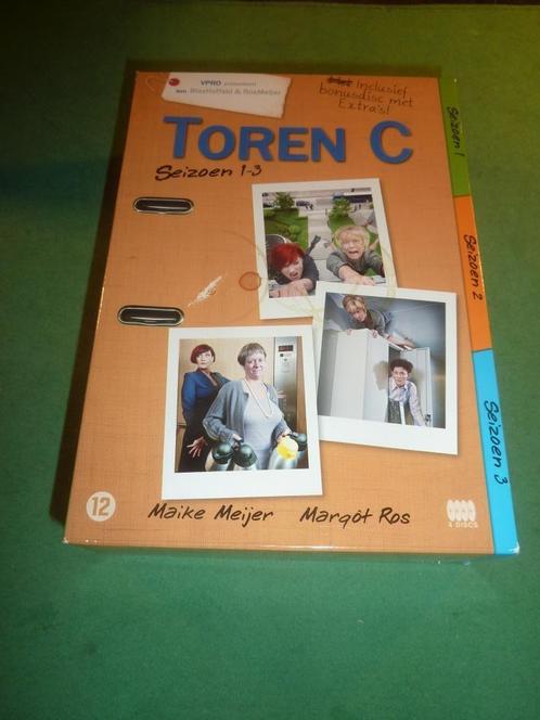 Toren C Seizoen 1, 2 en 3 Maike Meijer & Margot Ros 4x dvd, Cd's en Dvd's, Dvd's | Cabaret en Sketches, Zo goed als nieuw, Tv-programma of Sketches