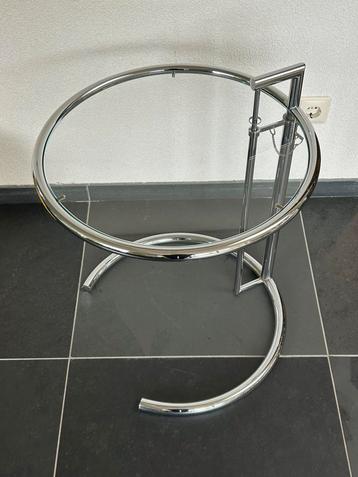 Bijzettafel E1027, Eileen Gray.(replica) beschikbaar voor biedingen