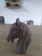 Paardenhoofd Decoratie, Ophalen