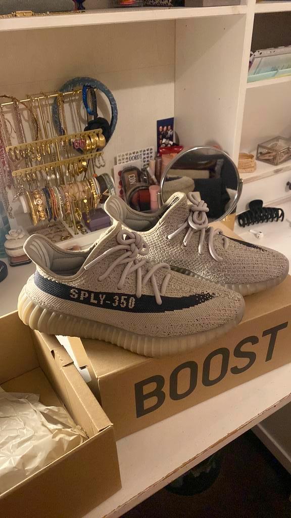 Yeezy Boost 350 Slate 38 2/3, Kleding | Dames, Schoenen, Zo goed als nieuw, Sneakers of Gympen, Grijs, Ophalen