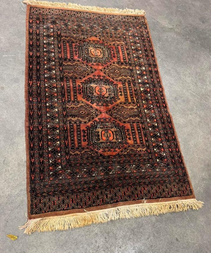 Oosters handgeknoopt tapijt – rood/bruin tinten, Huis en Inrichting, Stoffering | Tapijten en Kleden, Zo goed als nieuw, 50 tot 100 cm