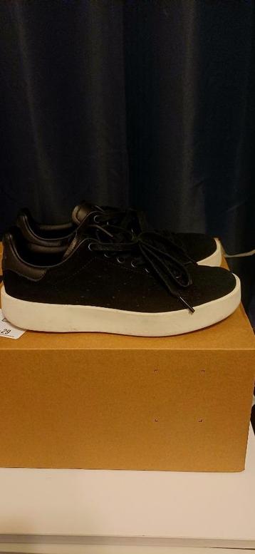 Jordan  ' ADIDAS XT '  SZ: 38.5 beschikbaar voor biedingen