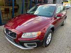Volvo XC70 3.2 Momentum AWD Automaat LEER / TREKHAAK / YOUNG, Auto's, Automaat, 238 pk, Gebruikt, Beige