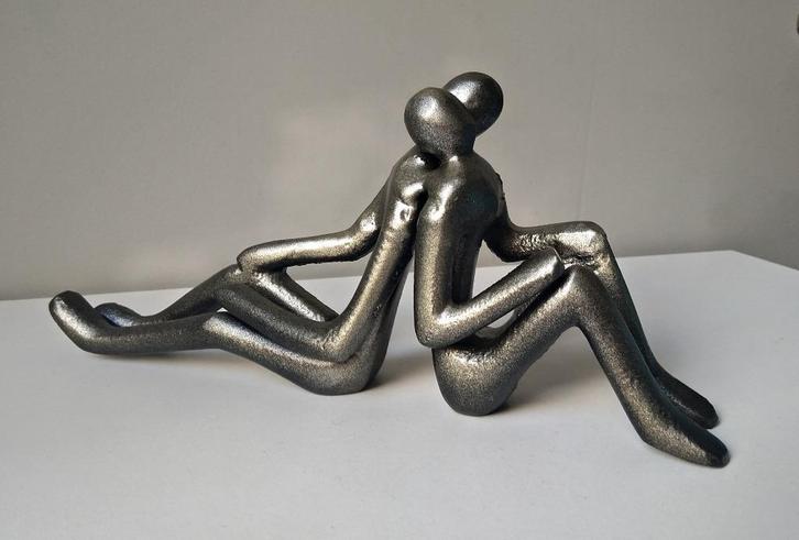 Beeldje liefdes koppel goudbrons - vertrouwen, Verzamelen, Beelden en Beeldjes, Nieuw, Mens, Ophalen of Verzenden