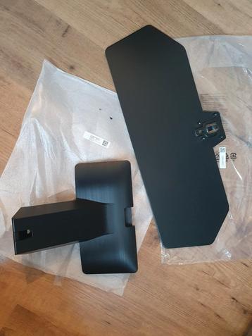 Samsung TV standaard 43 / 50 inch NIEUW beschikbaar voor biedingen