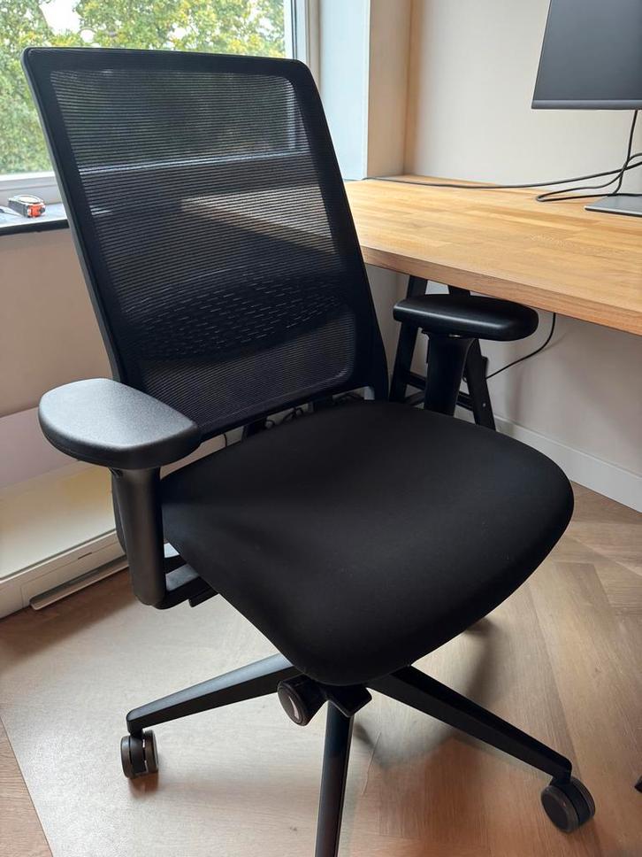 Gispen ZINN Smart Bureaustoel - Ergonomisch, Huis en Inrichting, Bureaustoelen, Zo goed als nieuw, Bureaustoel, Zwart, Ergonomisch