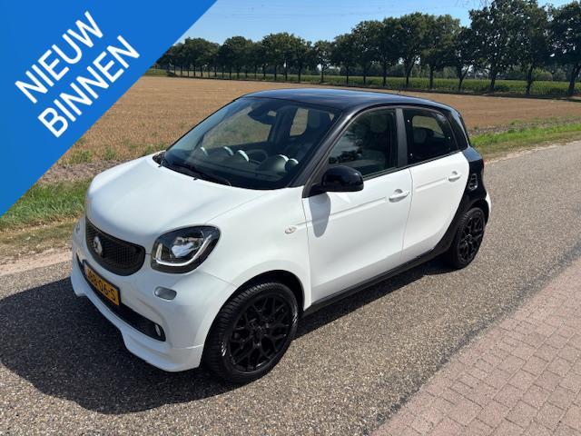 smart forfour 1.0 Brabus Edition 2015 Airco Led 83290 km !, Auto's, Smart, Bedrijf, Te koop, ForFour, ABS, Airbags, Airconditioning