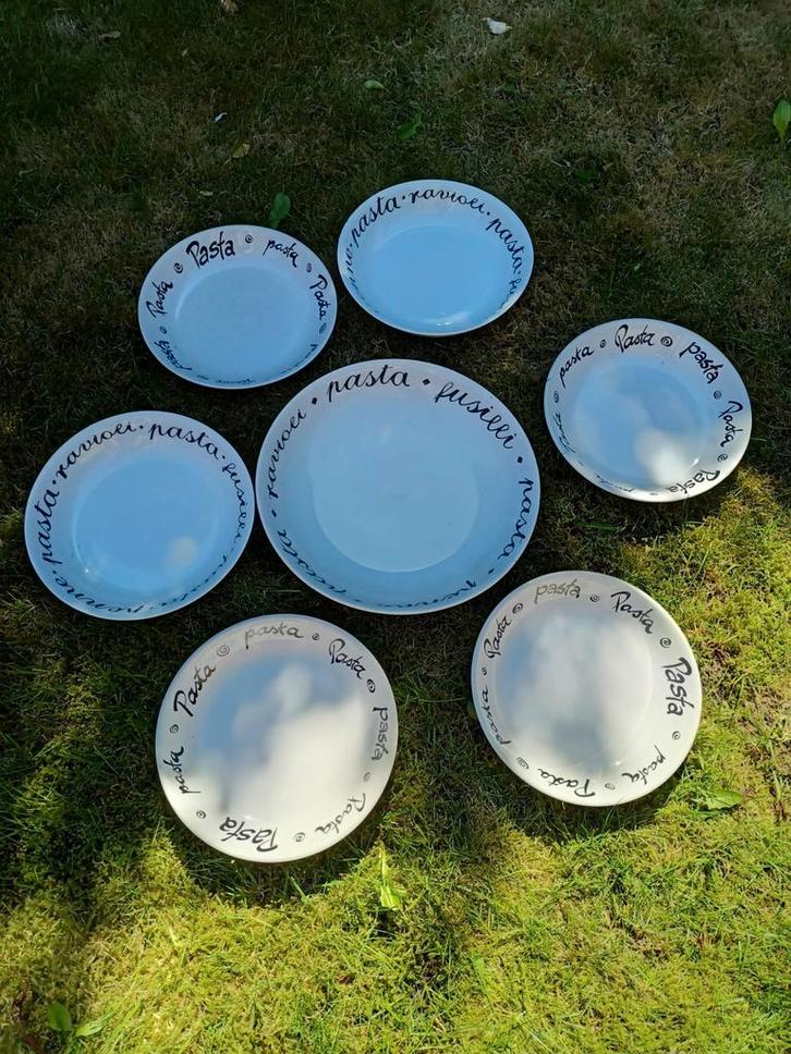 Borden, pasta borden, Italië, pasta, schaal, bord, Huis en Inrichting, Keuken | Servies, Zo goed als nieuw, Bord(en), Overige stijlen