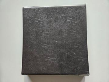 Mooi gebruikt album voor ansichtkaarten beschikbaar voor biedingen