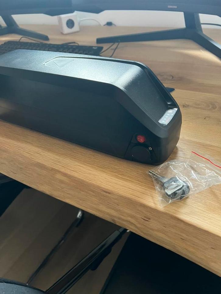 Accu E-Father / Crossboss 48V 15 Ah, Fietsen en Brommers, Fietsaccessoires | Fietsaccu's, Nieuw, Ophalen of Verzenden