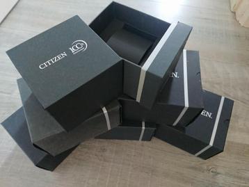 Lot Partij Horloge Box Citizen Zie De Foto  beschikbaar voor biedingen