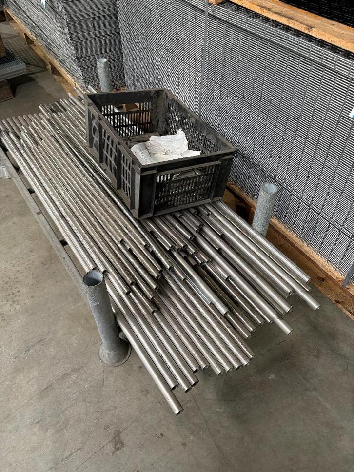 Rvs buis, Doe-het-zelf en Verbouw, Metalen, Zo goed als nieuw, Overige metalen, Ophalen
