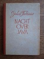 Johan Fabricius - Nacht over Java, Boeken, Ophalen of Verzenden, Zo goed als nieuw, Nederland