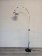 Vintage Booglamp met Bolvormige Kap. Gepo, xl, Huis en Inrichting, Lampen | Vloerlampen, Ophalen, Metaal