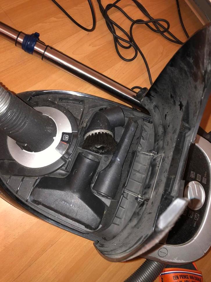 Miele Stofzuiger - Gebruikt, Witgoed en Apparatuur, Stofzuigers, Gebruikt, Stofzuiger, Minder dan 1200 watt, Stofzak, Ophalen of Verzenden