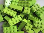 nr. 2579a, 50 lime stenen 2 noppen breed. Verzenden mogelijk, Ophalen, Zo goed als nieuw, Losse stenen, Lego