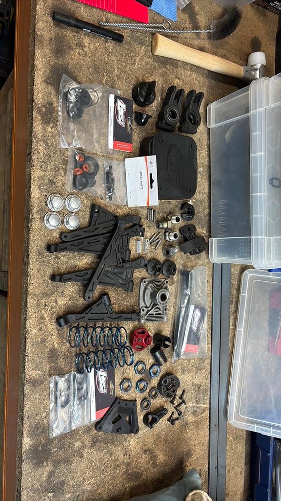 Lot Losi 5ive T onderdelen, Ophalen of Verzenden, Gebruikt, 1:5 t/m 1:8, Auto