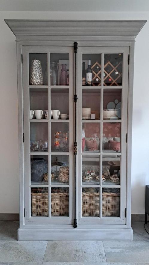 Mooie massief houten buffetkast, Huis en Inrichting, Kasten | Buffetkasten, Zo goed als nieuw, 200 cm of meer, 100 tot 150 cm