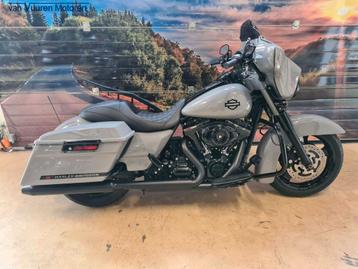 HARLEY-DAVIDSON STREET GLIDE FLHX BTW MOTOR (bj 2012) beschikbaar voor biedingen