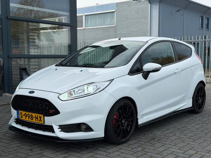 Ford Fiësta 1.6 Ecoboost 3DR 2013 Wit, Auto's, Ford, Particulier, Fiësta, ABS, Airbags, Airconditioning, Alarm, Bluetooth, Bochtverlichting
