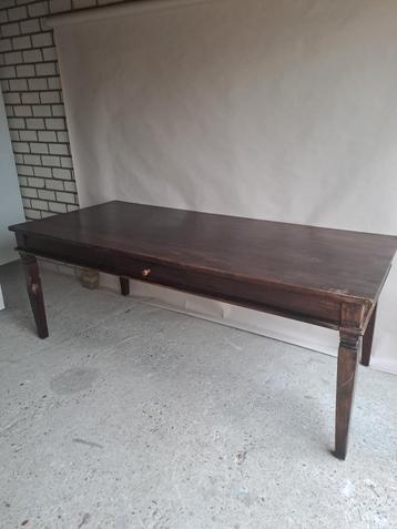 Grote koloniale eettafel  beschikbaar voor biedingen